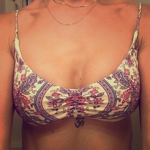 Billabong floral strappy bathing suit top